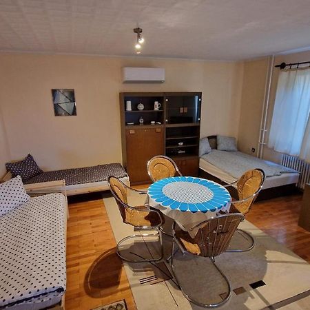 Friendly Apartment In The Suburb. Budapest Exterior photo
