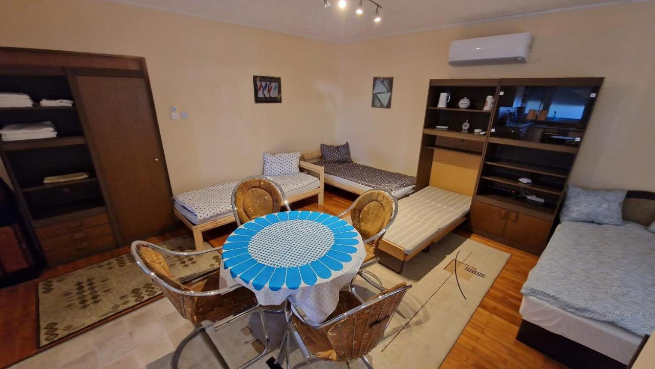 Friendly Apartment In The Suburb. Budapest Exterior photo